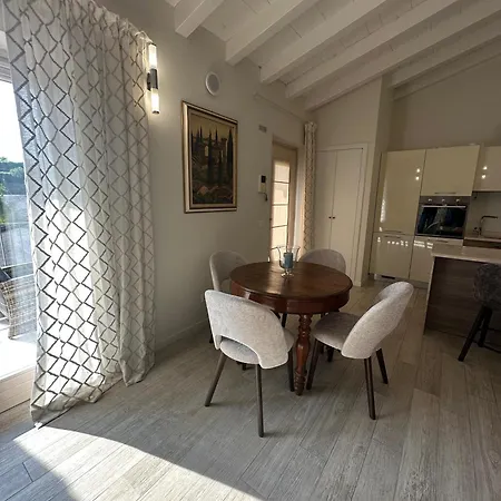Daire Garda Luxe Torri Del Benaco