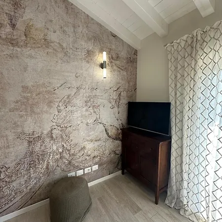 Garda Luxe Apartamento *