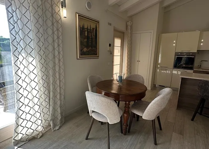 Appartamento Garda Luxe Torri Del Benaco